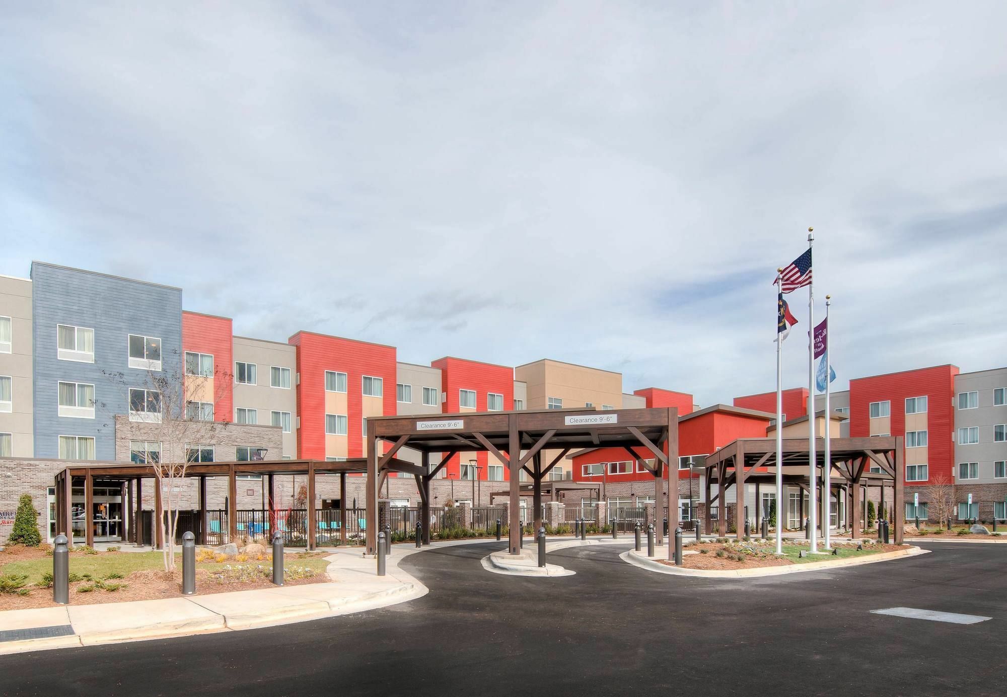 Fairfield Inn & Suites By Marriott Charlotte Airport Exteriör bild